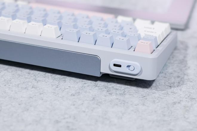 机械键盘评测：线性手感与静音输入的结合新葡京雷柏V700DIY-98无线三模(图17)